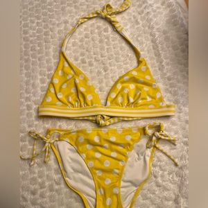 Victoria’s Secret bikini set